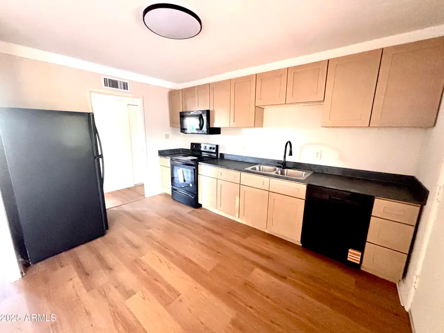 411 W North Street, Ajo, AZ 85321 - Image #2