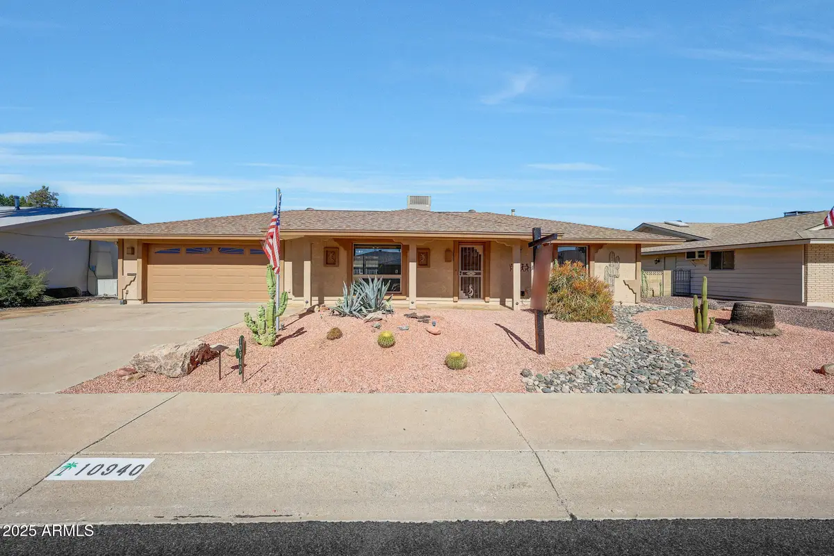 10940 W White Mountain Road, Sun City, AZ 85351 - Image #1