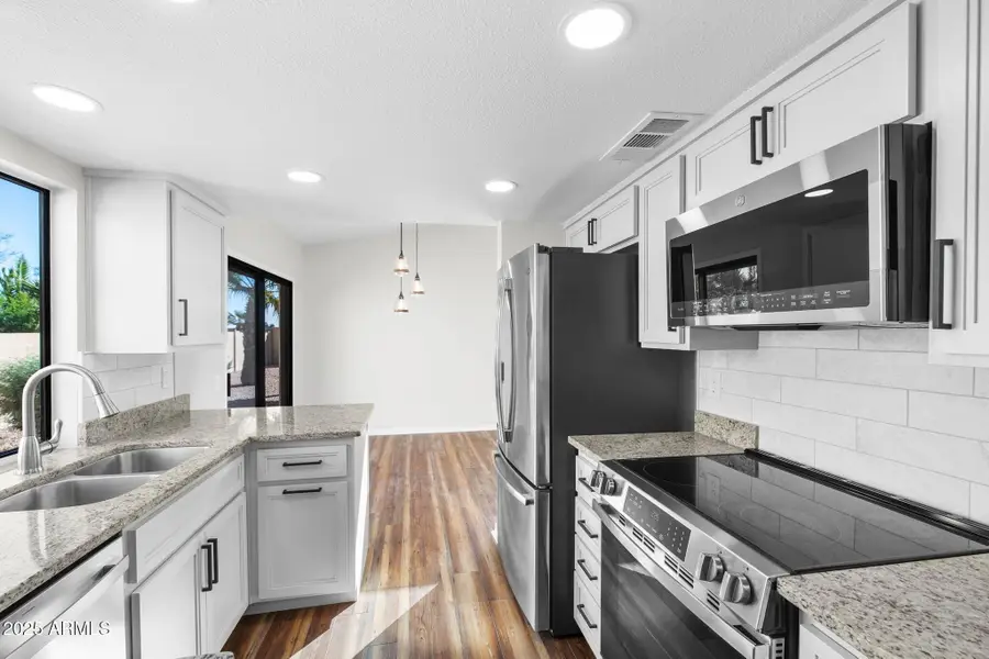 10625 E Navajo Place, Sun Lakes, AZ 85248 - Image #3