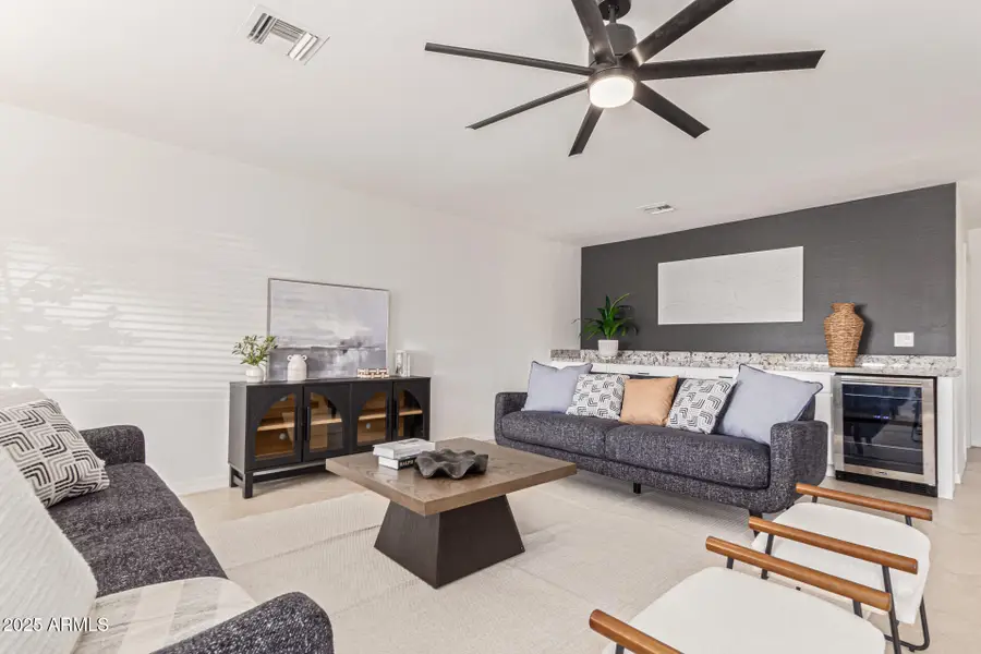 8124 E Mitchell Drive, Scottsdale, AZ 85251 - Image #3