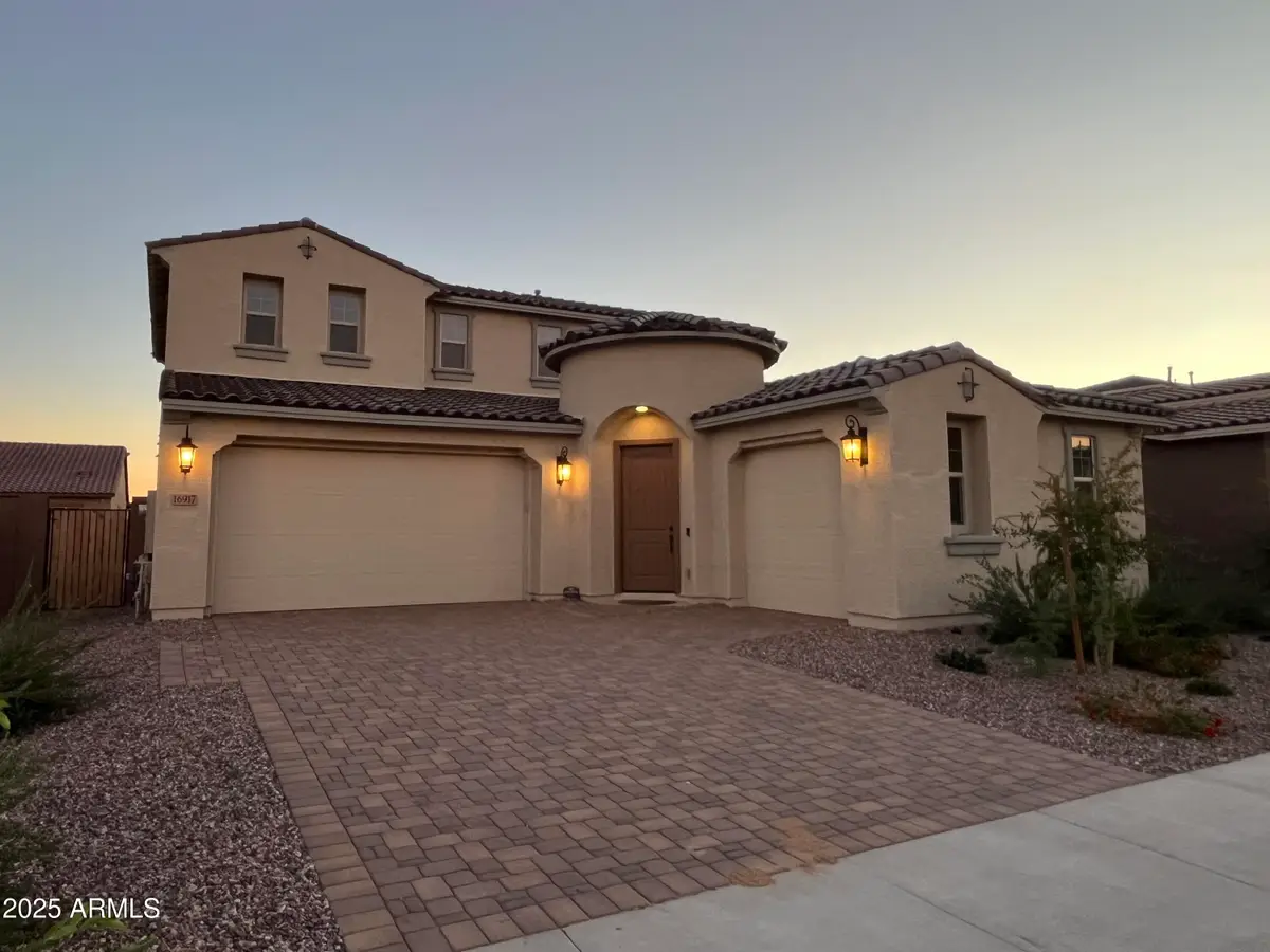 16917 W Jenan Road, Surprise, AZ 85388 - Image #1