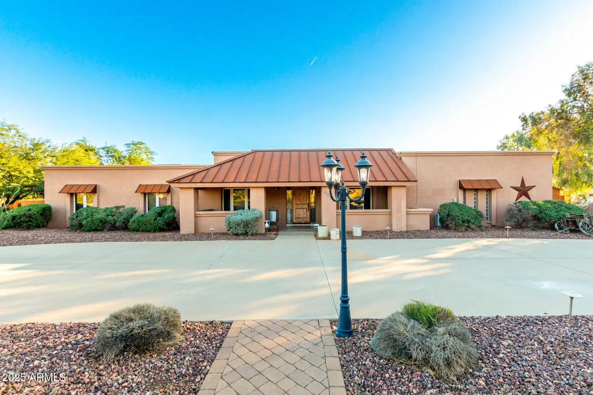 6801 E Larkspur Drive, Phoenix, AZ 85254 - Image #1