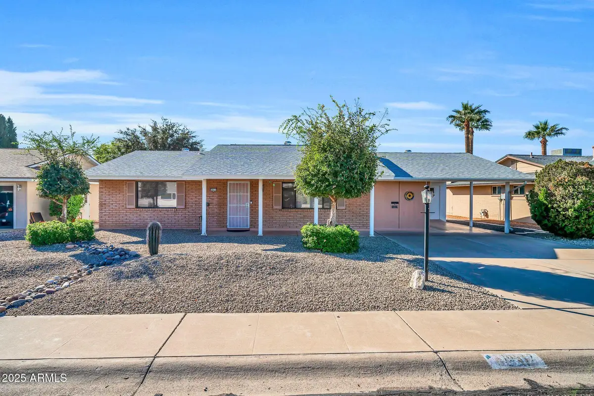 10517 W Cumberland Drive, Sun City, AZ 85351 - Image #1