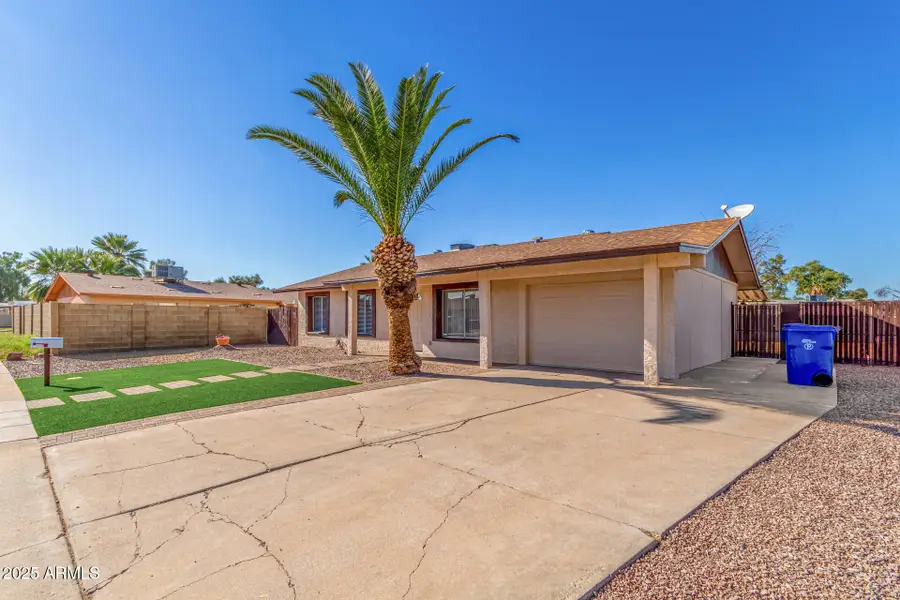 2064 W Camino Circle, Mesa, AZ 85201 - Image #3
