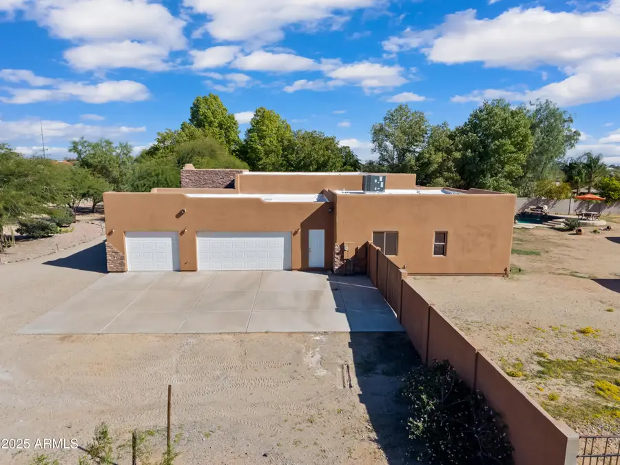30826 N Crozier Road, Wittmann, AZ 85361 - Image #3
