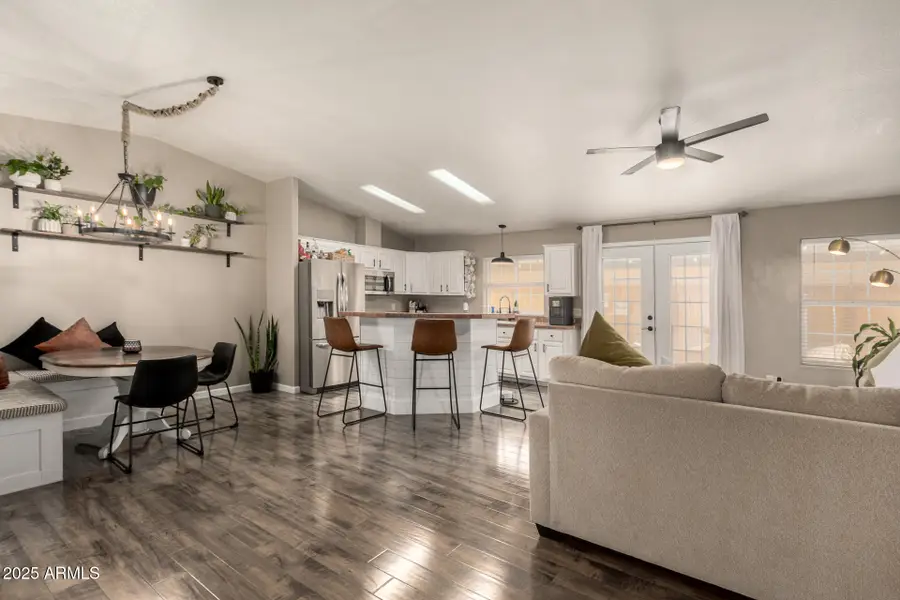 9460 E Escondido Avenue, Mesa, AZ 85208 - Image #3