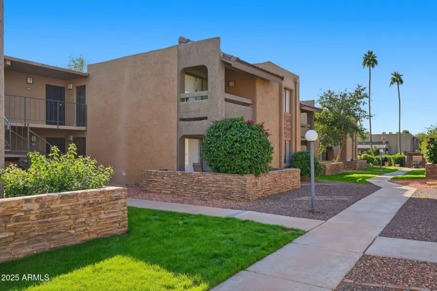3825 E Camelback Road #230, Phoenix, AZ 85018 - Image #2
