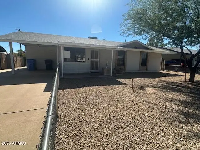 8201 W Earll Drive, Phoenix, AZ 85033 - Image #1