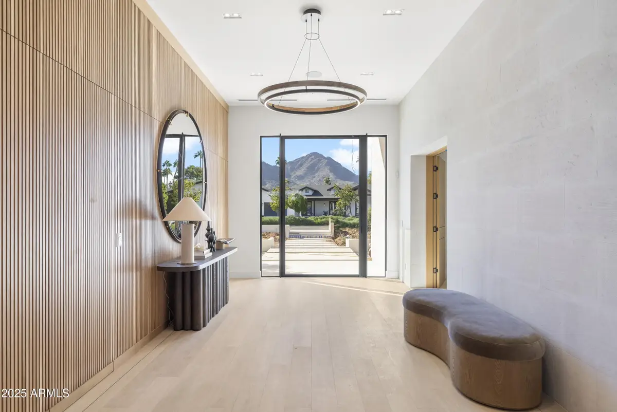 5305 N 68th Place, Paradise Valley, AZ 85253 - Image #1