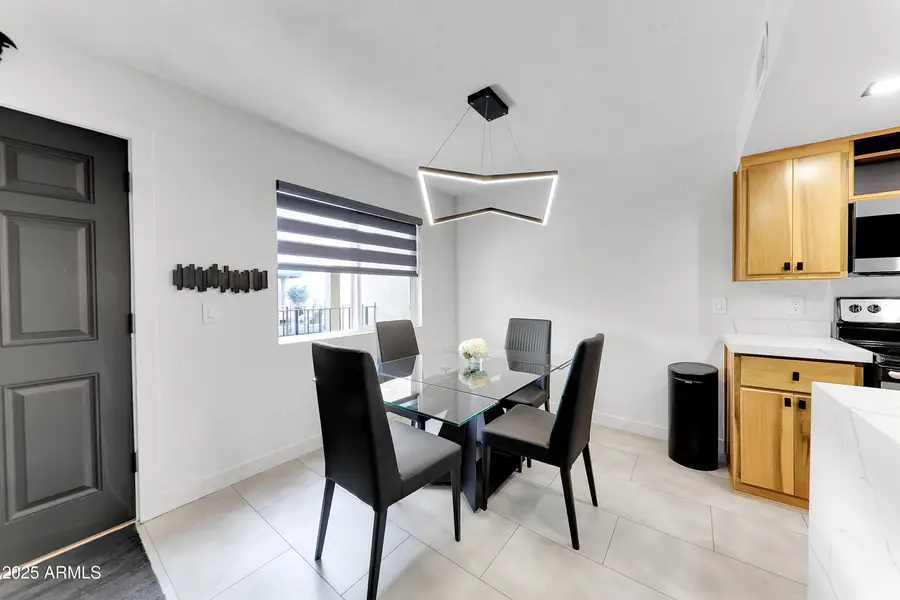 2228 E Campbell Avenue #205, Phoenix, AZ 85016 - Image #2