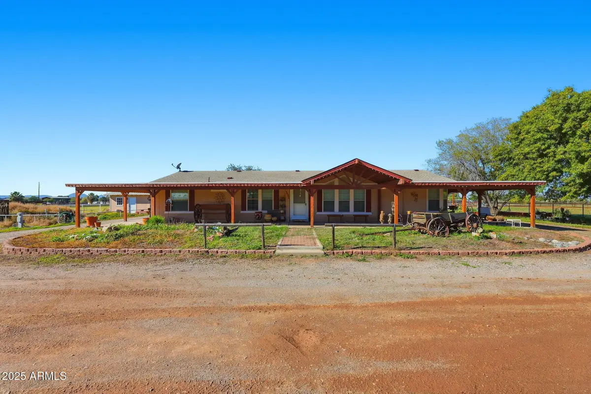 40994 N Coyote Road, San Tan Valley, AZ 85140 - Image #1