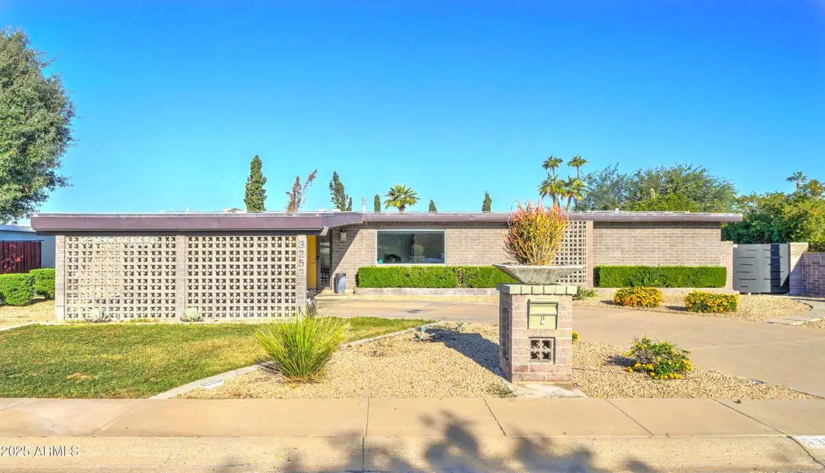 3352 E Mescal Street, Phoenix, AZ 85028 - Image #1