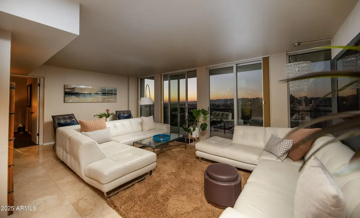 2323 N Central Avenue #1701, Phoenix, AZ 85004 - Image #1