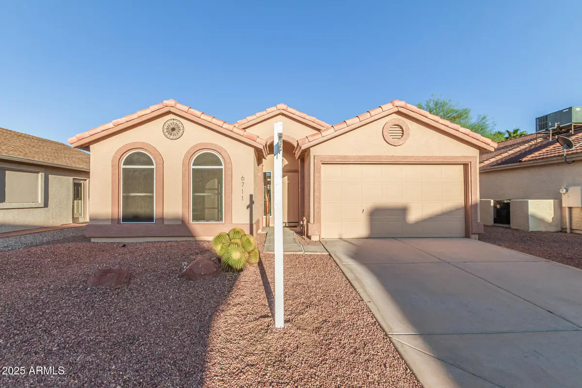 6711 S Coral Gable Drive, Chandler, AZ 85249 - Image #1