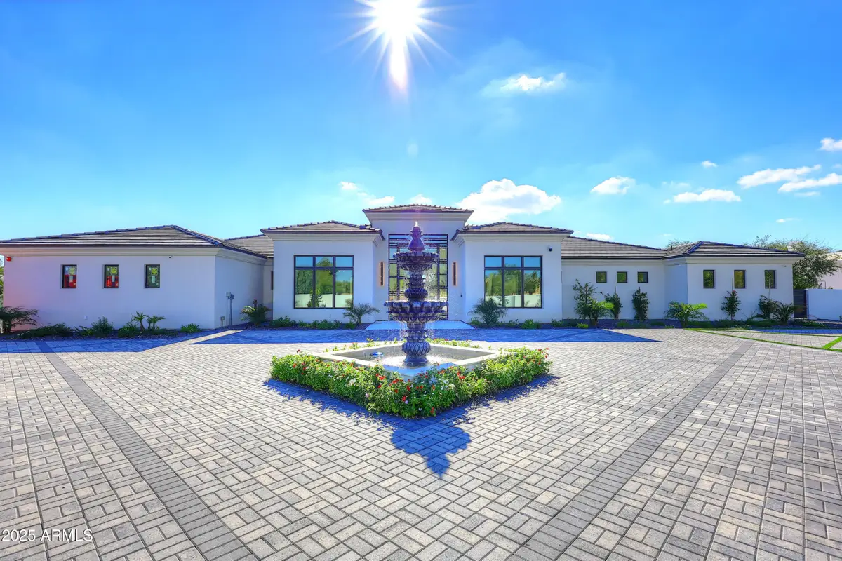 6927 E Doubletree Ranch Road, Paradise Valley, AZ 85253 - Image #1