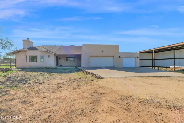 44426 N 20th Street N, New River, AZ 85087
