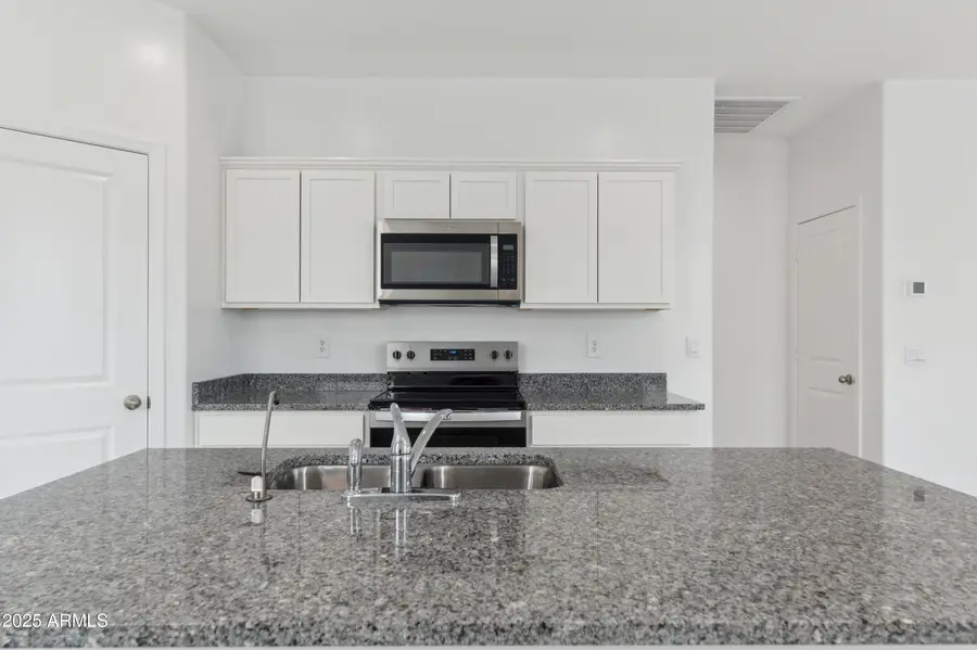 1307 W Hess Avenue, Coolidge, AZ 85128 - Image #3