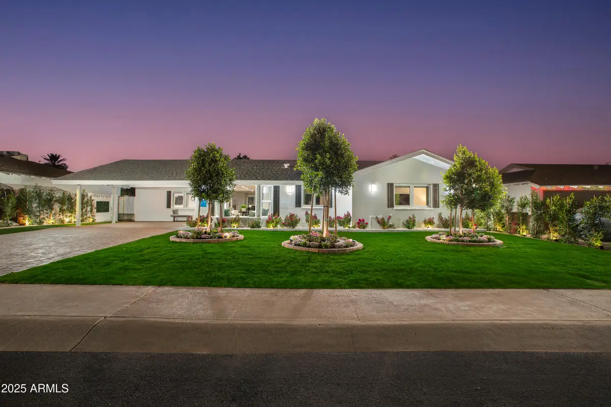 7526 E Edgemont Avenue, Scottsdale, AZ 85257 - Image #1