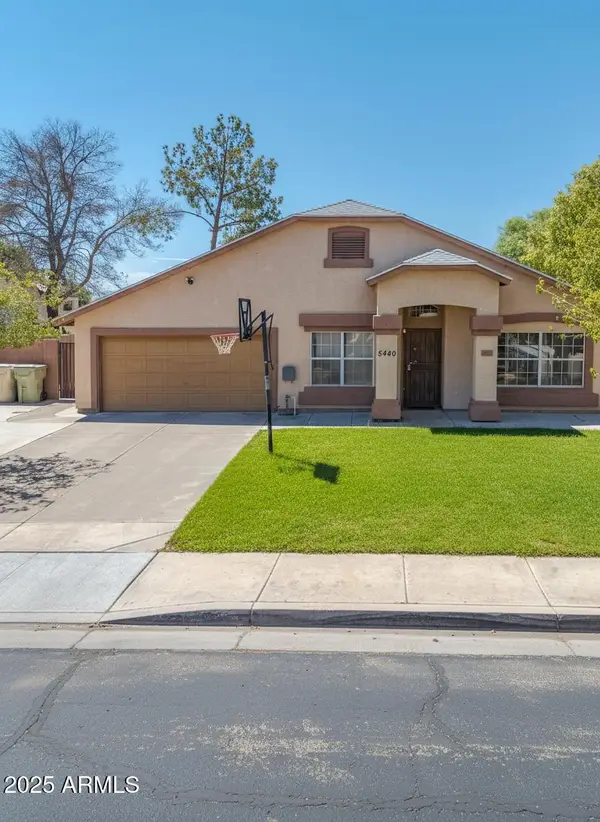 5440 N 80th Lane, Glendale, AZ 85303