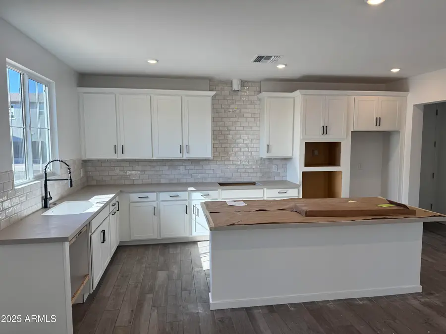 26327 N 24th Glen, Deer Valley, AZ 85085 - Image #3