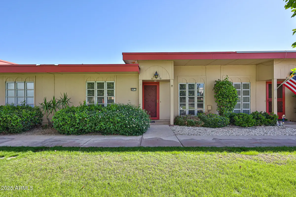 10040 W Royal Oak Road #B, Sun City, AZ 85351 - Image #1