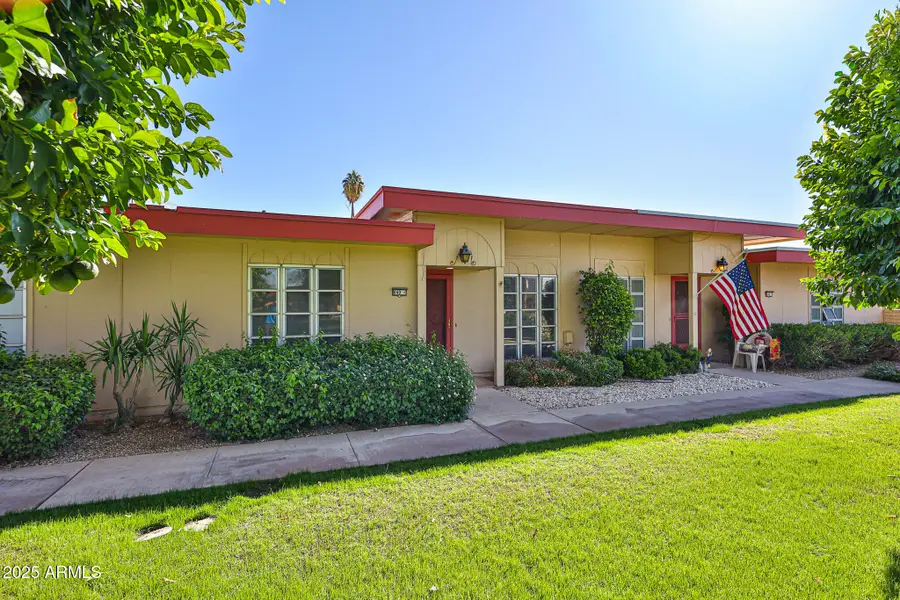 10040 W Royal Oak Road #B, Sun City, AZ 85351 - Image #2