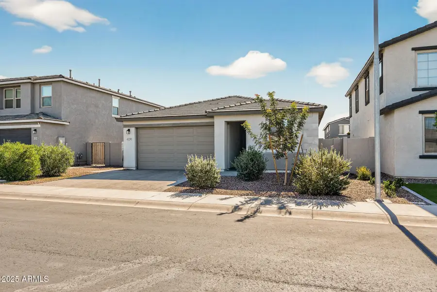 11233 E Upton Avenue, Mesa, AZ 85212 - Image #2
