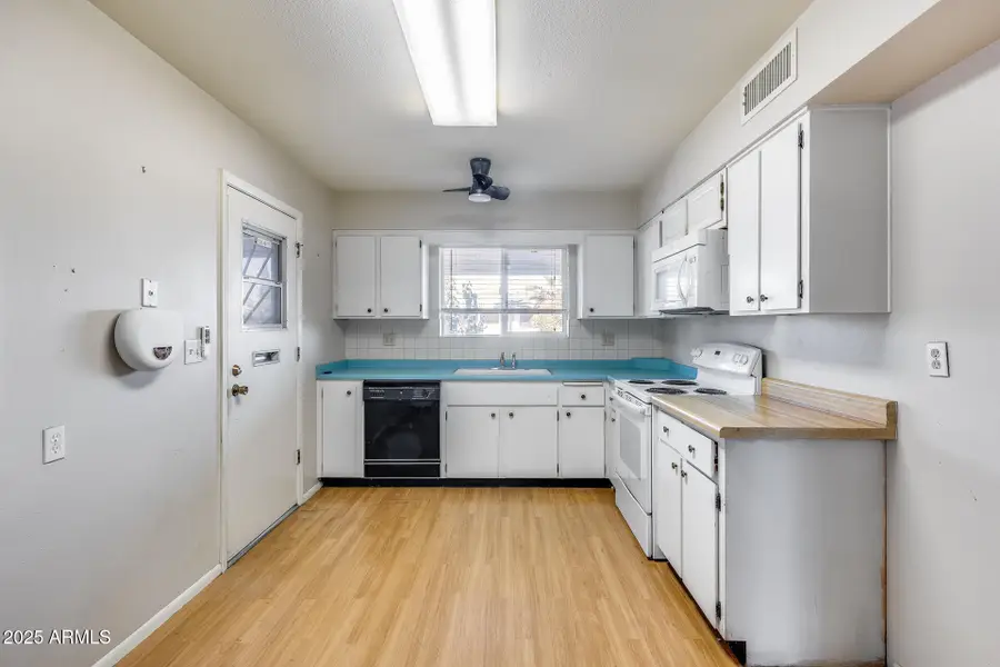 11113 W Tiffany Court, Sun City, AZ 85351 - Image #2