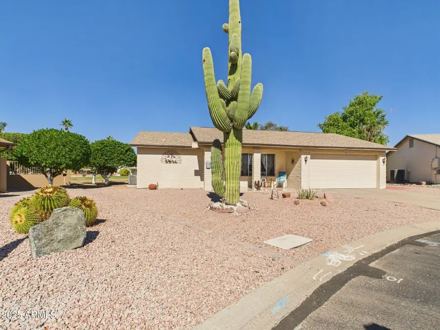 8246 E Faye Avenue, Mesa, AZ 85208 - Image #2