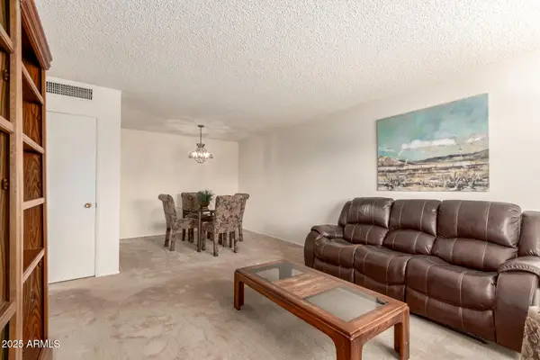 13642 N Silverbell Drive, Sun City, AZ 85351