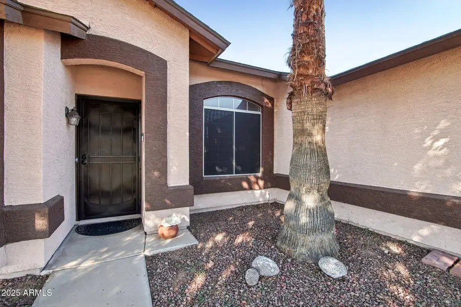 8562 W Tuckey Lane, Glendale, AZ 85305 - Image #3