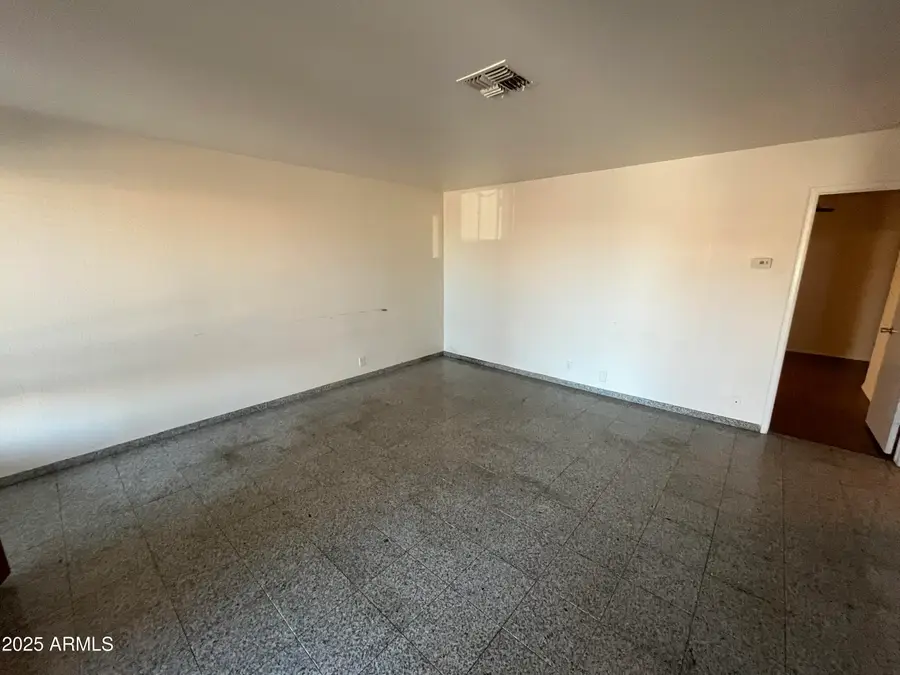 409 W Pontiac Drive #1, Phoenix, AZ 85027 - Image #3