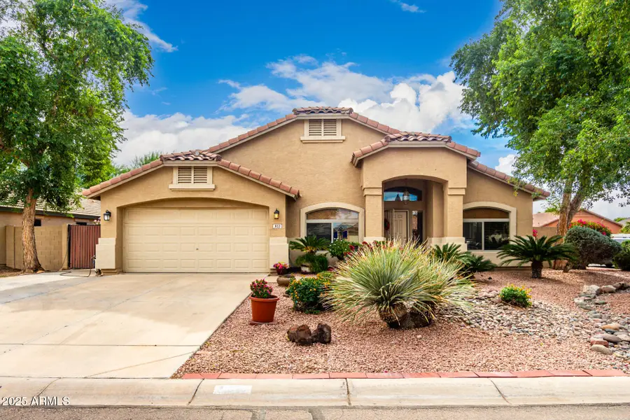 933 W Holstein Trail, San Tan Valley, AZ 85143 - Image #2