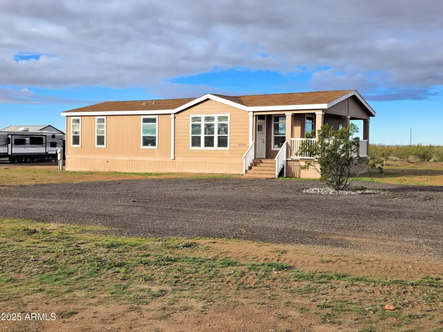 32916 N 228th Drive, Wittmann, AZ 85361 - Image #3