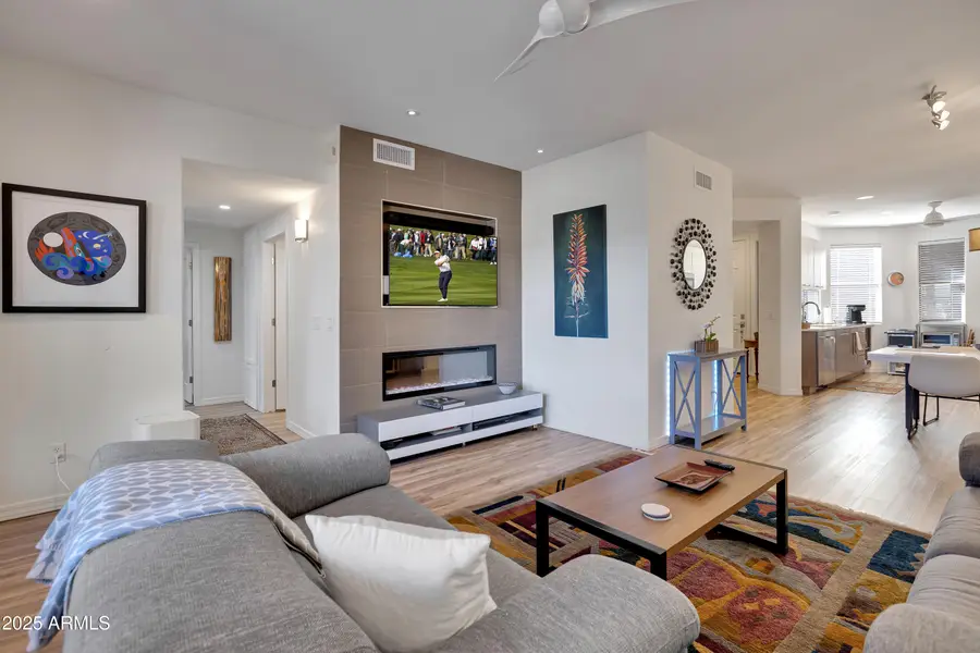 15221 N Clubgate Drive #1093, Phoenix, AZ 85254 - Image #2