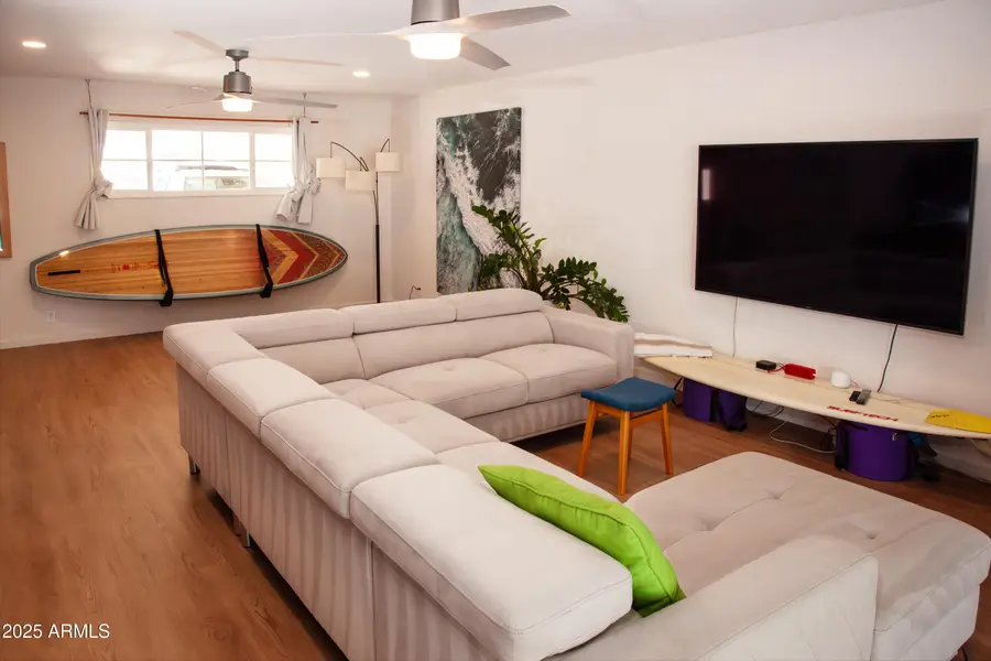 1326 E Earll Drive, Phoenix, AZ 85014 - Image #3