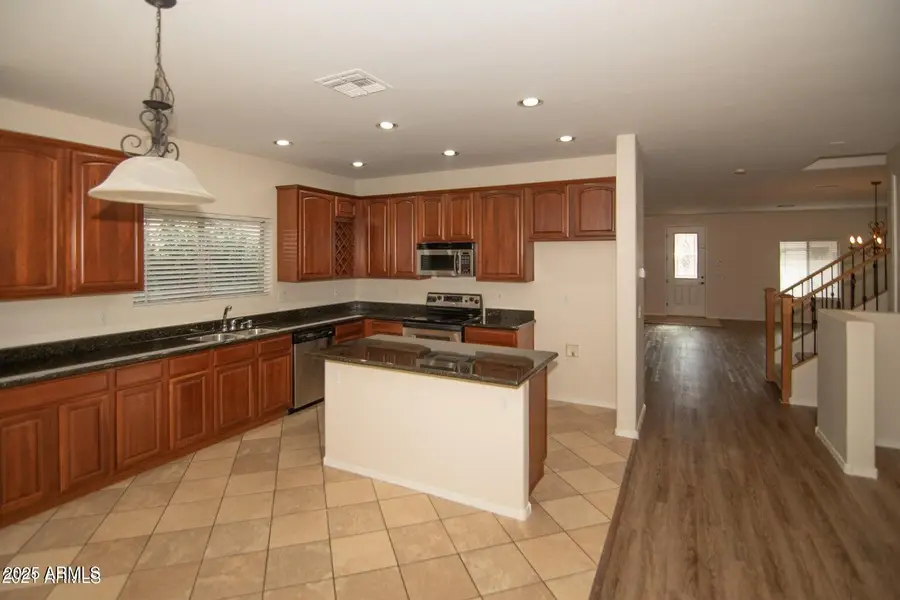 605 N 111th Drive, Avondale, AZ 85323 - Image #3