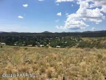 10059 E Old Black Canyon Highway #20, Dewey, AZ 86327