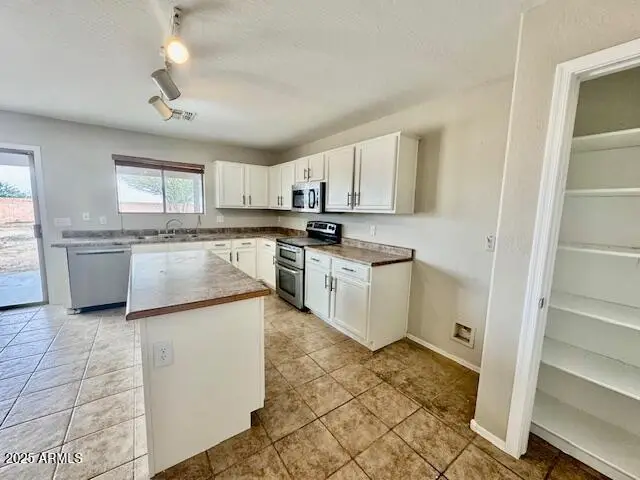 7232 S Sunset Way, Buckeye, AZ 85326 - Image #2