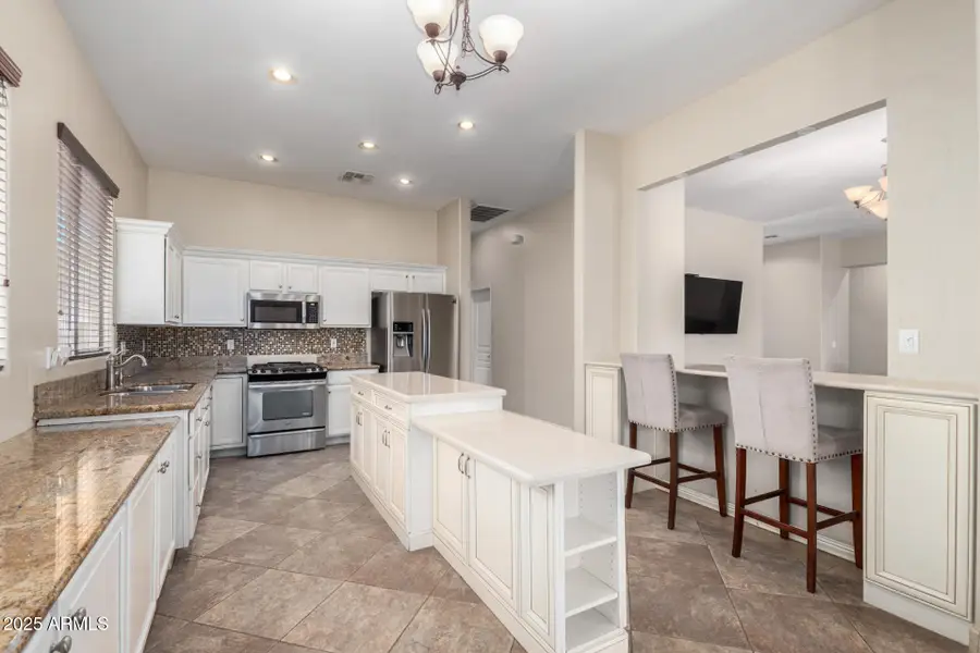 18174 W Wind Song Avenue, Goodyear, AZ 85338 - Image #3