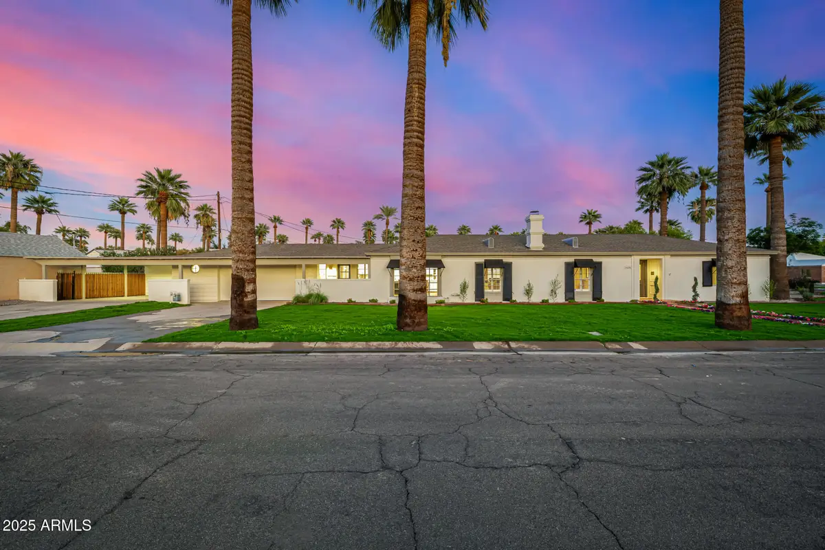 1625 Palmcroft Way Sw, Phoenix, AZ 85007 - Image #1