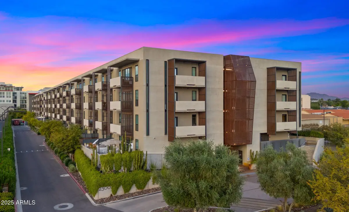 2300 E Campbell Avenue #201, Phoenix, AZ 85016 - Image #1