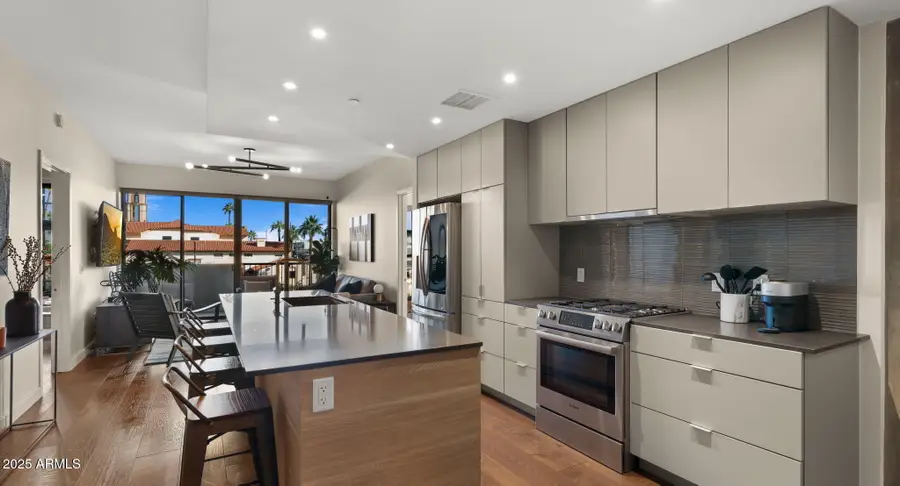 2300 E Campbell Avenue #201, Phoenix, AZ 85016 - Image #2