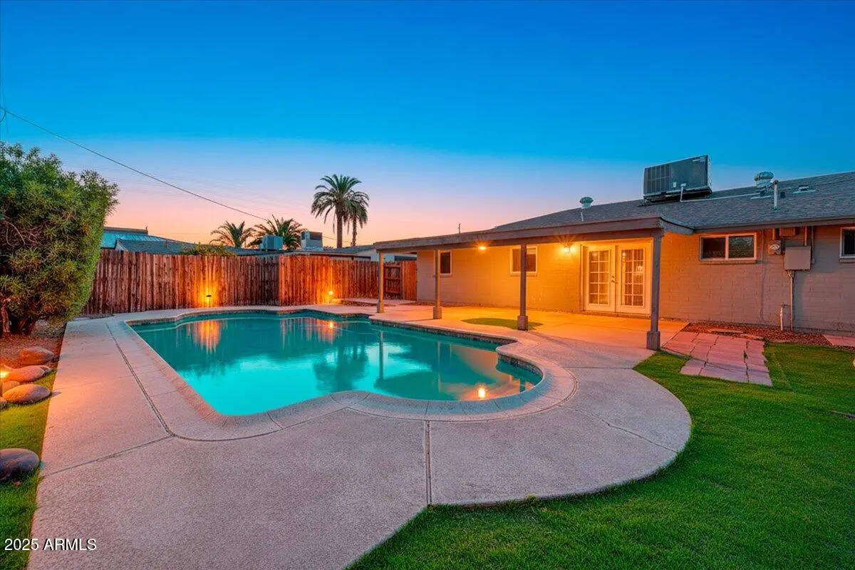 720 E Broadway Lane, Tempe, AZ 85282 - Image #1