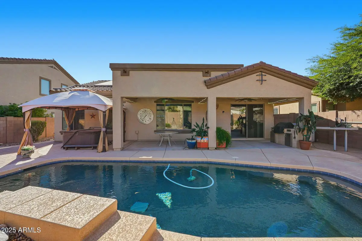 146 W Blue Lagoon Drive, Casa Grande, AZ 85122 - Image #1