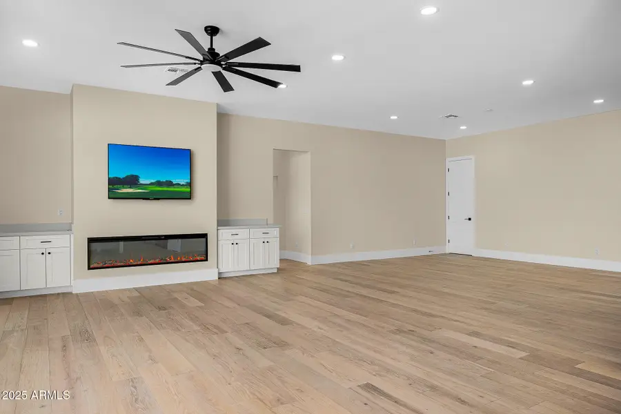 4307 E Avalon Drive, Phoenix, AZ 85018 - Image #3