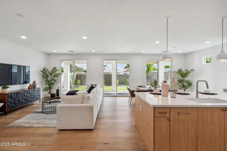 5533 E Earll Drive, Phoenix, AZ 85018 - Image #3