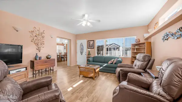 167 Limestone Drive #167, Apache Junction, AZ 85119