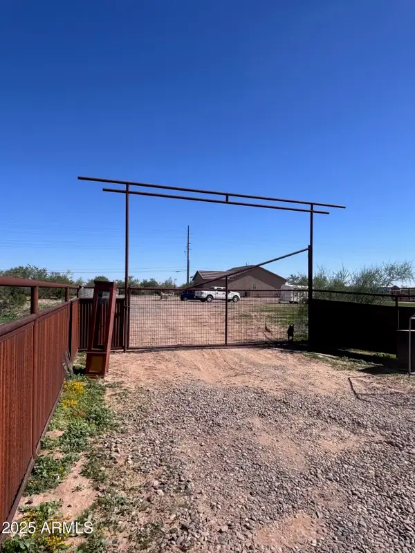 21911 W Duane Lane, Wittmann, AZ 85361