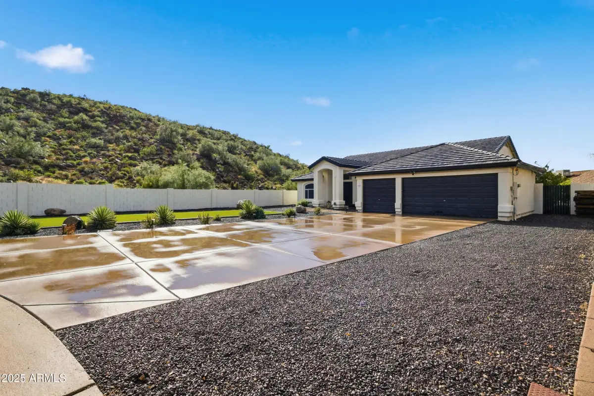 1840 N Rowen Circle, Mesa, AZ 85207 - Image #1